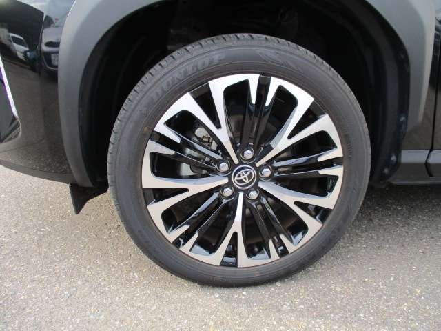 Toyota Yaris Cross 8