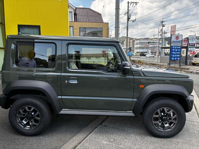 Suzuki Jimny Sierra 4