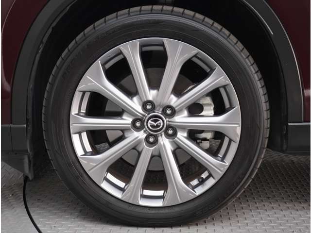 Mazda CX-80 11