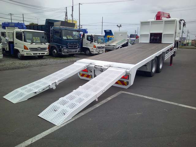 Mitsubishi Fuso Super Great 11