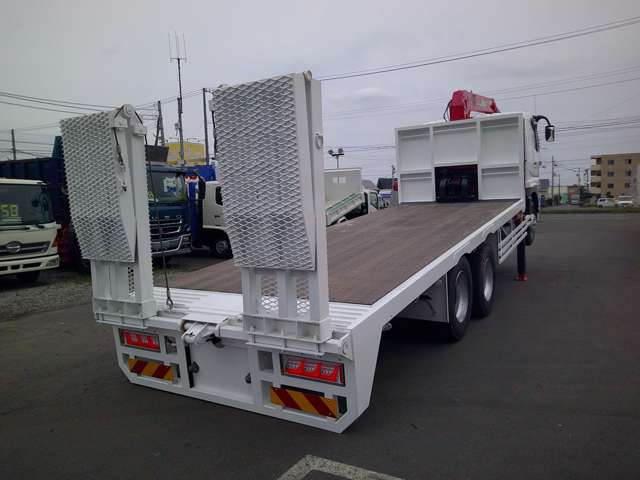 Mitsubishi Fuso Super Great 7