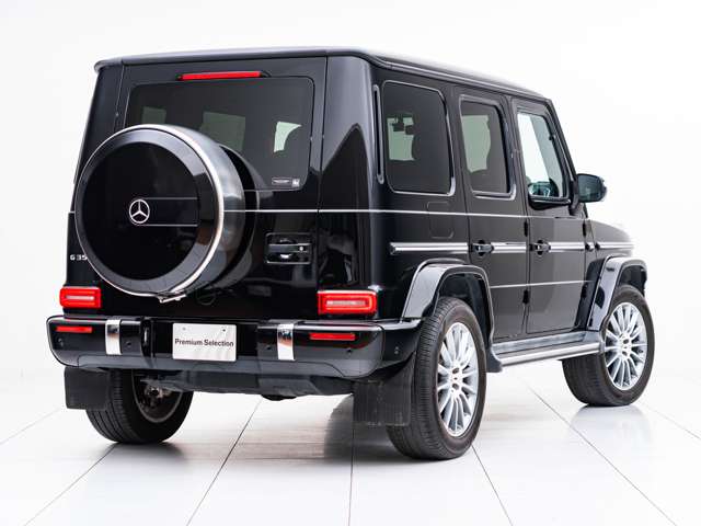 Mercedes-Benz G-Class 12