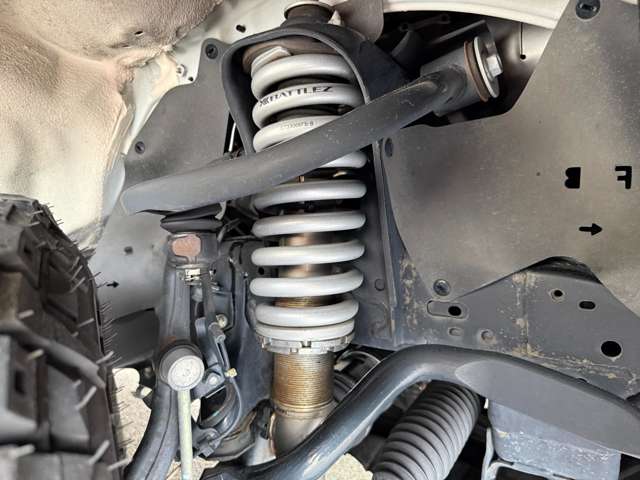 Toyota Hilux 12