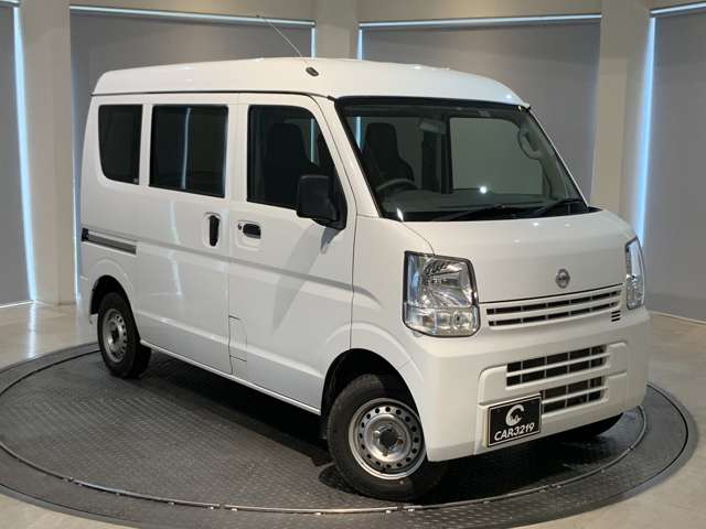 Nissan NV100 Clipper 11