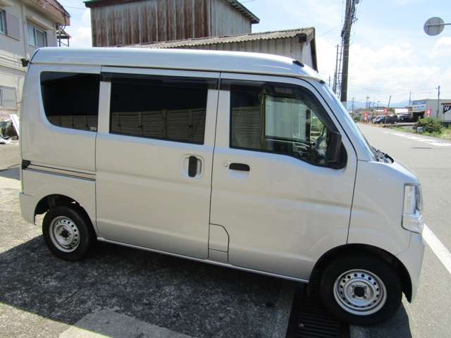 Nissan NV100 Clipper 9