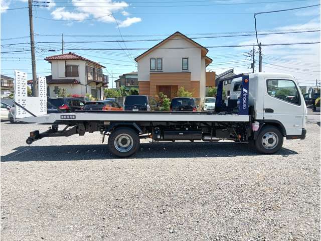 Mitsubishi Fuso Canter 8