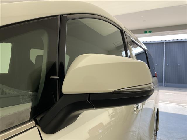 Toyota Alphard 9