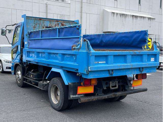 Mitsubishi Fuso Fighter 4