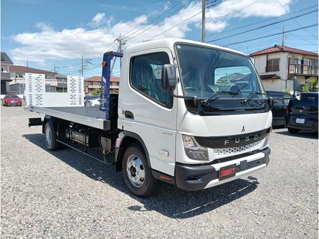Mitsubishi Fuso Canter 9