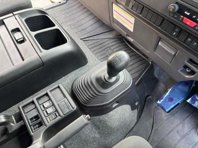 Isuzu Forward 5