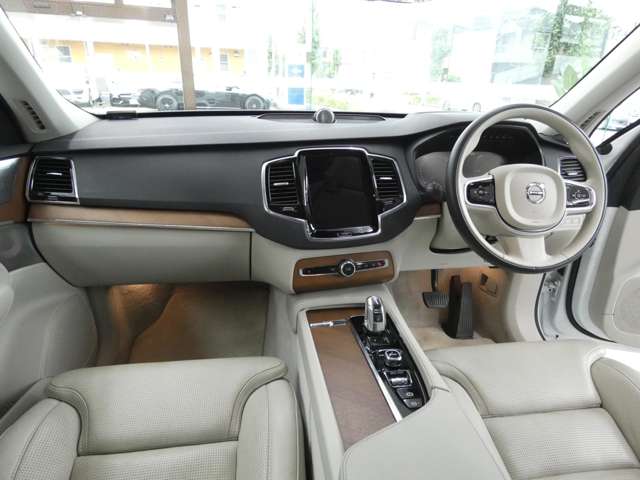 Volvo XC90 3