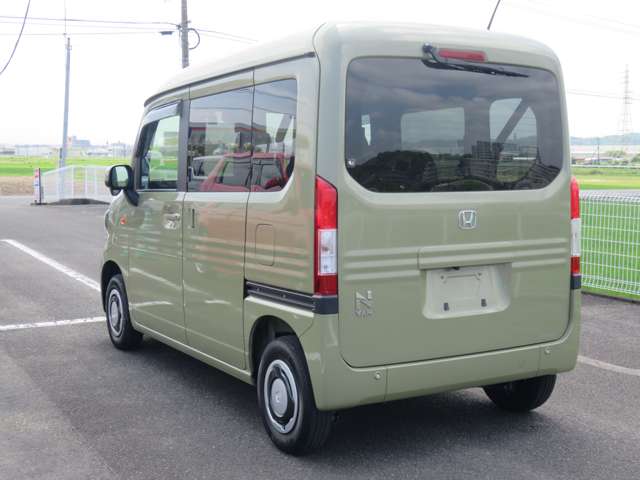 Honda N-VAN 11