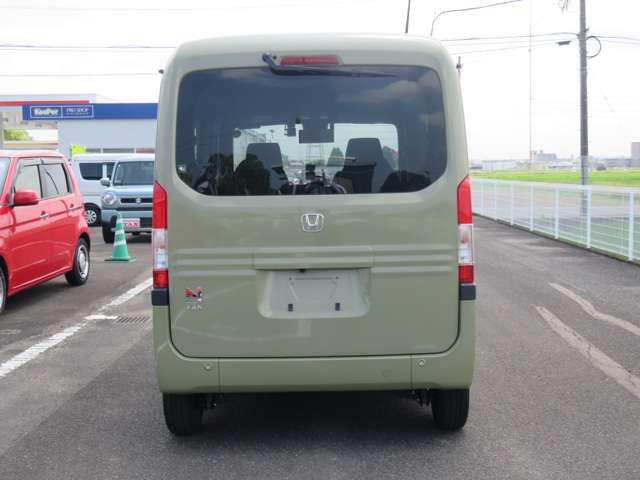 Honda N-VAN 10