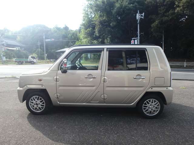 Daihatsu ネイキッド 4