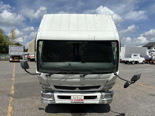 Mitsubishi Fuso Canter 7