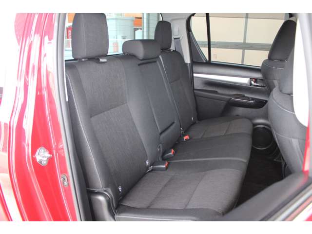 Toyota Hilux 11