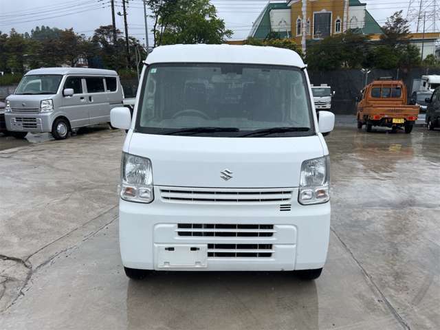 Suzuki Every 8