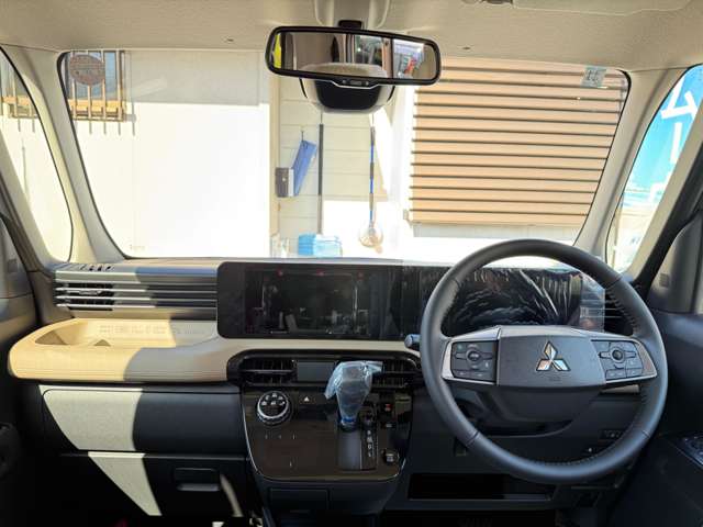 Mitsubishi Delica Mini 3