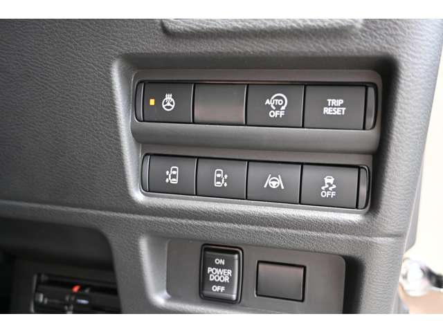 Mitsubishi Delica Mini 12