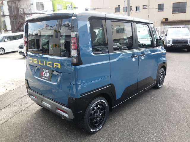 Mitsubishi Delica Mini 4