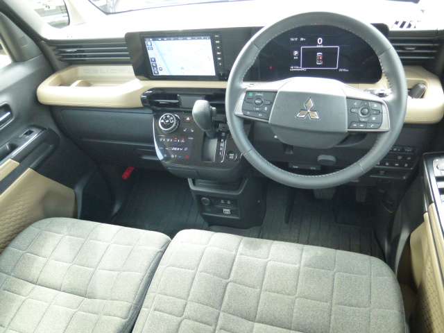 Mitsubishi Delica Mini 5