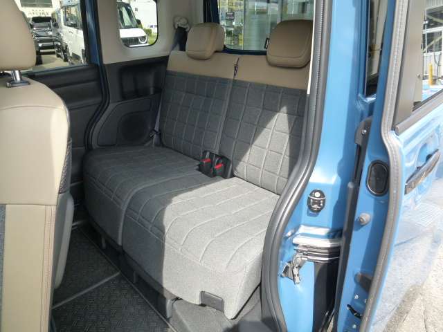 Mitsubishi Delica Mini 9