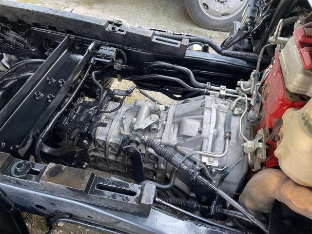 Hino Dutro 12
