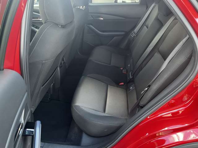 Mazda CX-30 12