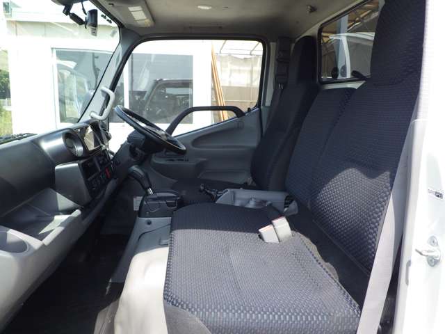 Toyota Toyoace 11