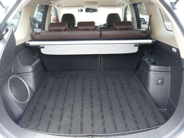 Mitsubishi Outlander PHEV 11
