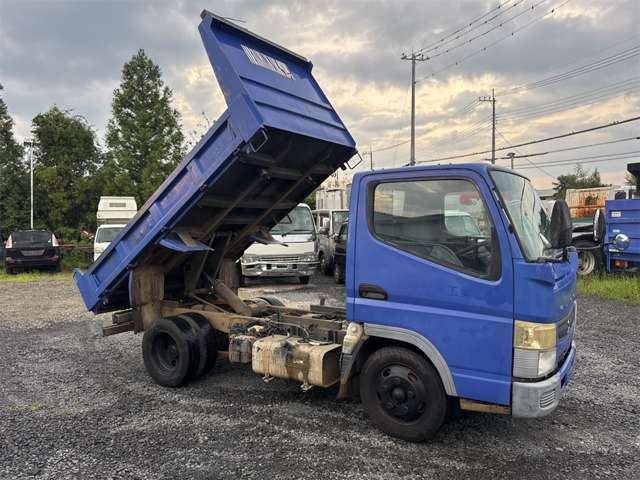 Mitsubishi Fuso Canter 9