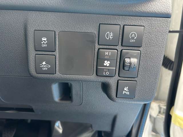 Toyota Town Ace Van 8