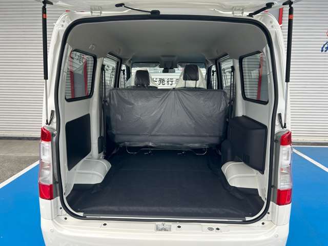 Toyota Town Ace Van 9