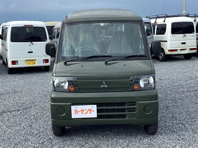 Mitsubishi Minicab Van 5