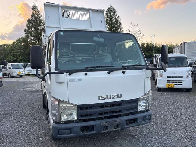 Isuzu Elf 3