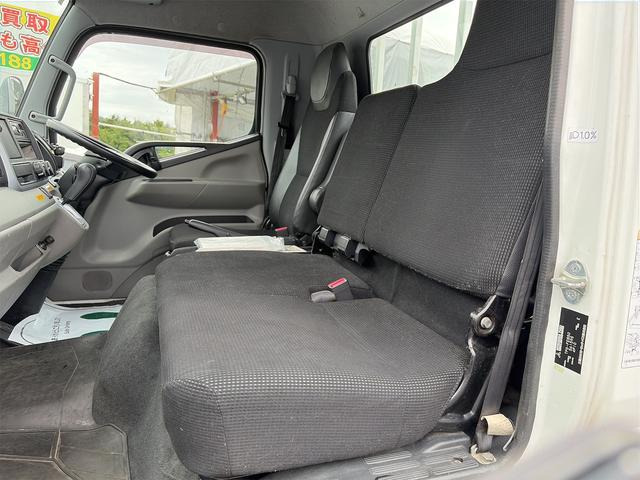 Mitsubishi Fuso Canter 11