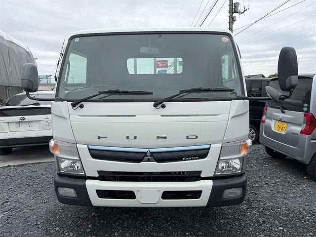 Mitsubishi Fuso Canter 2