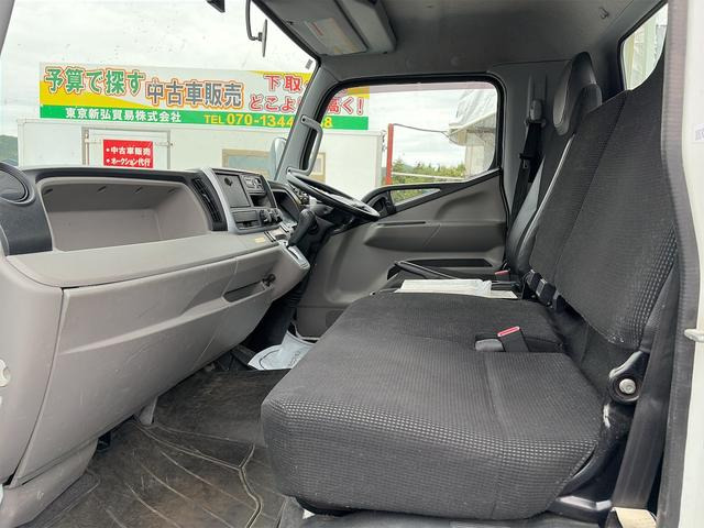 Mitsubishi Fuso Canter 9