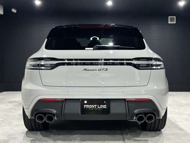 Porsche Macan 12
