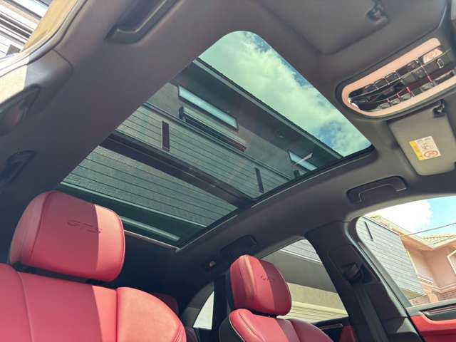 Porsche Macan 3