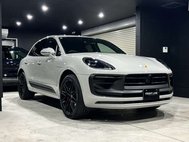 Porsche Macan 8