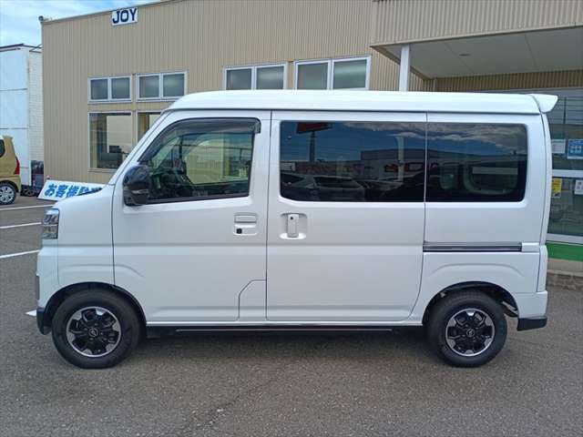 Daihatsu Atrai 11