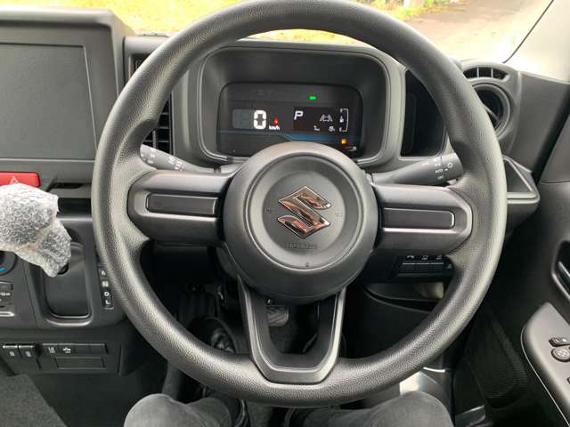 Suzuki Every 12