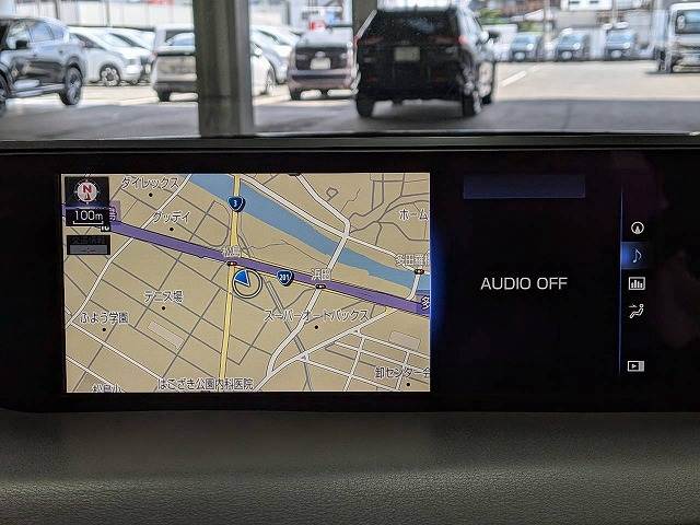 Lexus UX 3