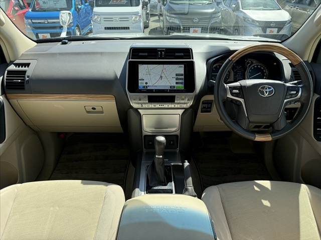 Toyota Land Cruiser Prado 2