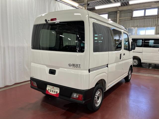 Daihatsu Hijet Cargo 5