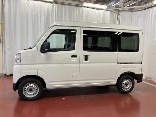 Daihatsu Hijet Cargo 8