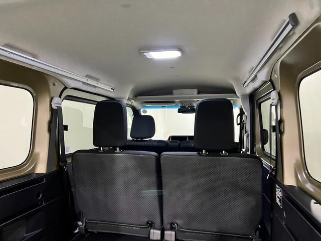 Daihatsu Atrai 11