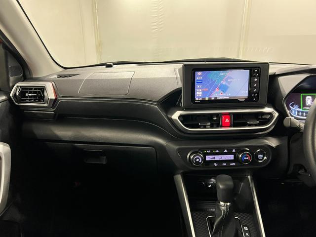 Daihatsu Rocky 6