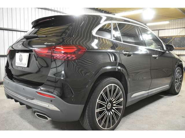 Mercedes-Benz GLA-Class 3